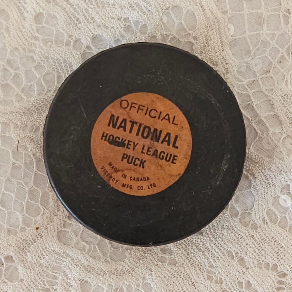 Official‎ National Hockey League Puck Vintage Viceroy Mfg Co Ltd Made in Canada